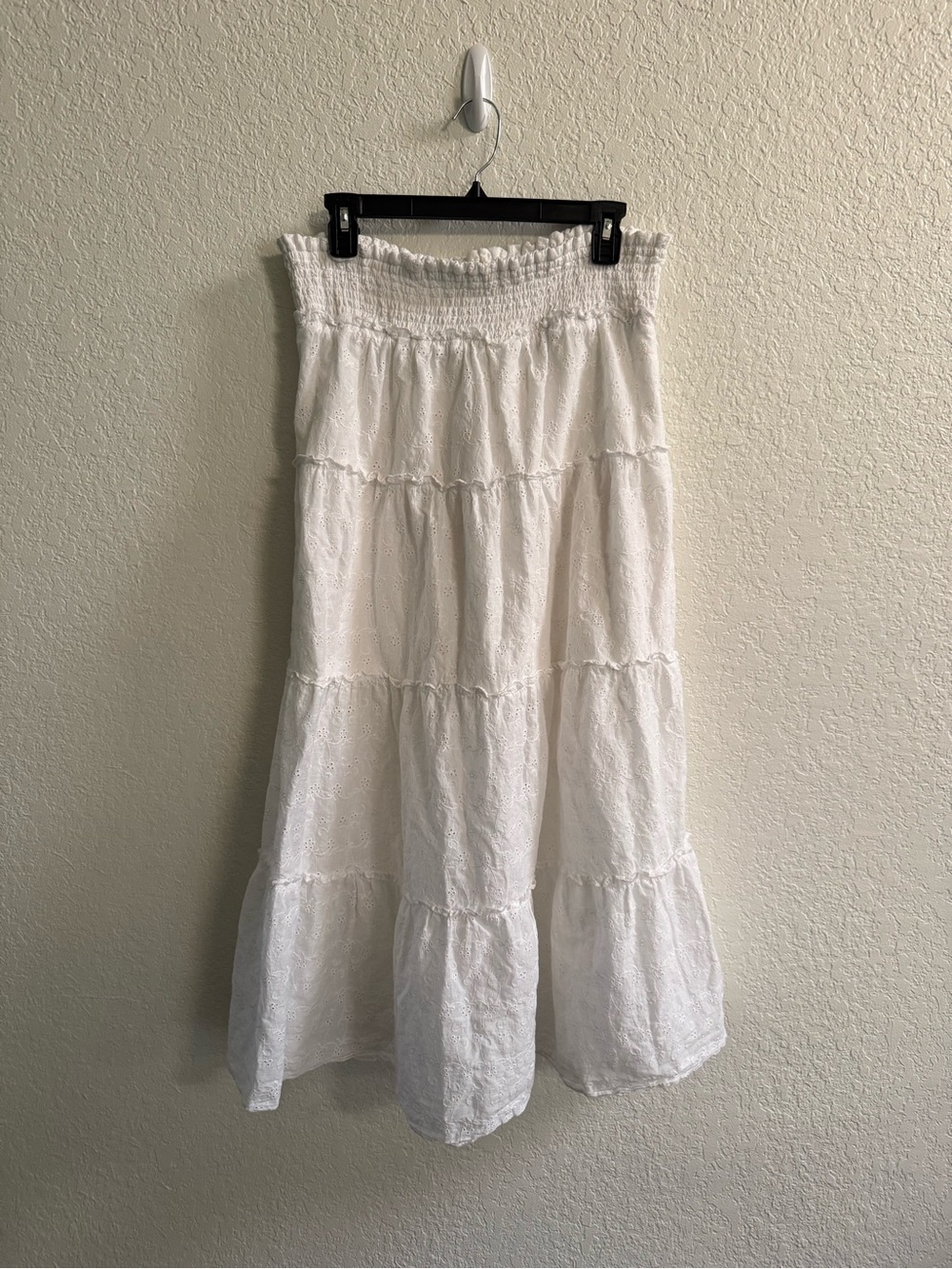 Aeropostale White Tiered Eyelet Maxi Skirt
